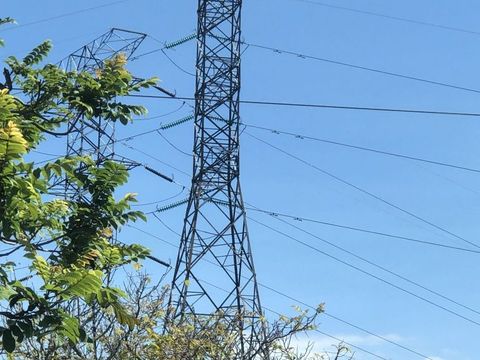 Torres de energía de una línea de transmisión